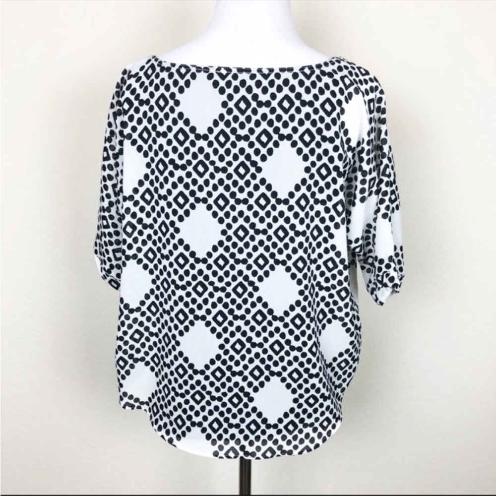 Anthropologie Meadow Rue Black and White Lined Short Sleeve Blouse - Size - XS - Picture 3 of 8